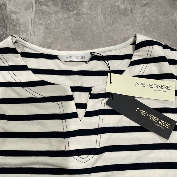 Navy blue and ivory striped t-shirt - Picture 4 of 5